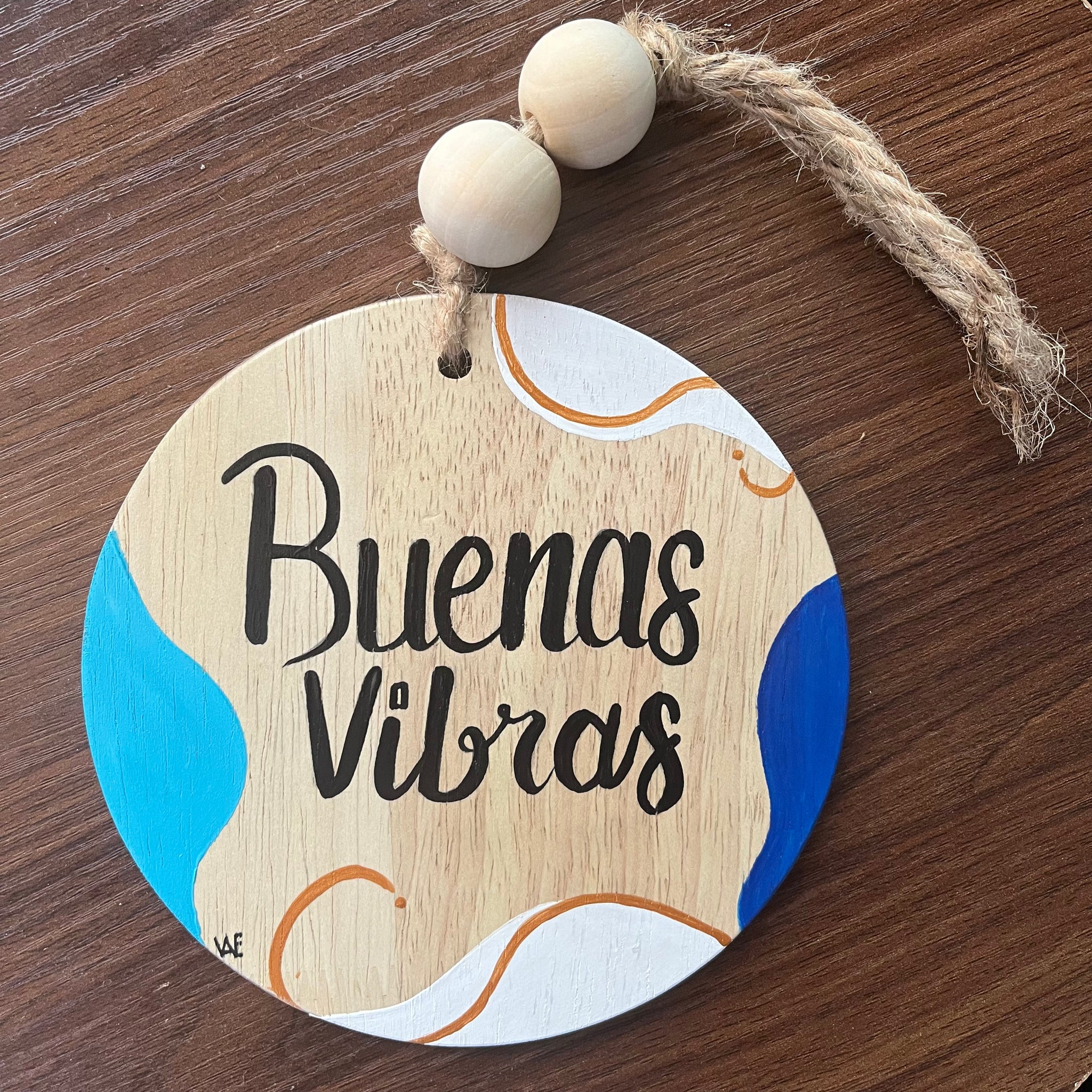 Buenas Vibras Circle Plaque